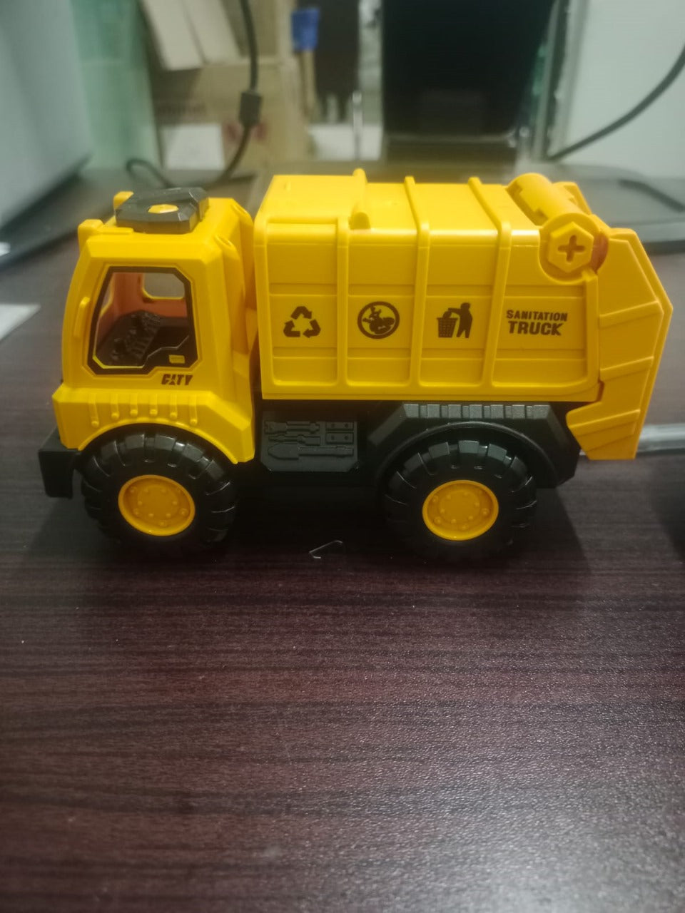 Clearance Dump Truck Toy for Kids, Garbage Truck & Bulldozer Digger Construction Vehicle for Kids & Children