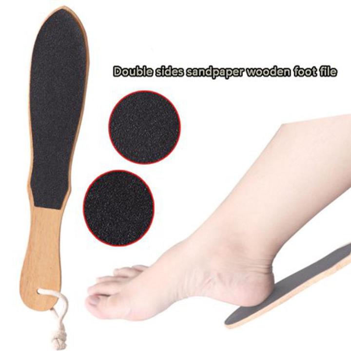 Foot Scraper Heel Scrubber Foot Filer Wood Handle Dual Sided Coarse Wooden Foot Scraper Pedicure Foot Scrubber