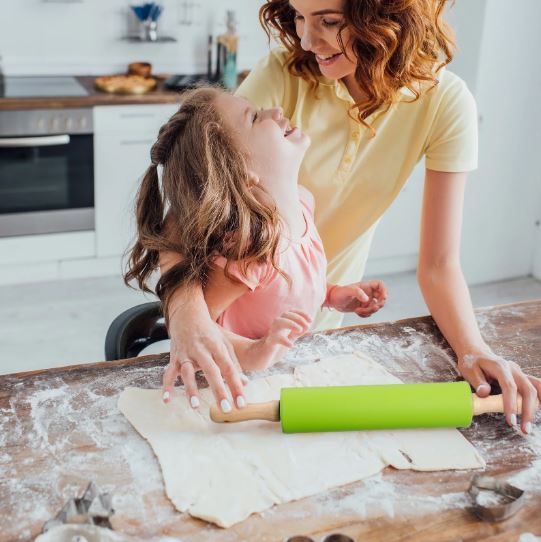 Silicone Rolling Pin for Baking Non-Stick Rolling Pin Dough Roller Wooden Handle Kitchen Accessories Pastry Roller